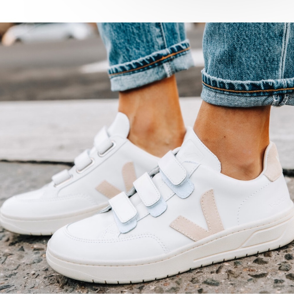 VEJA EUC Sneakers EUR 38 US 7
